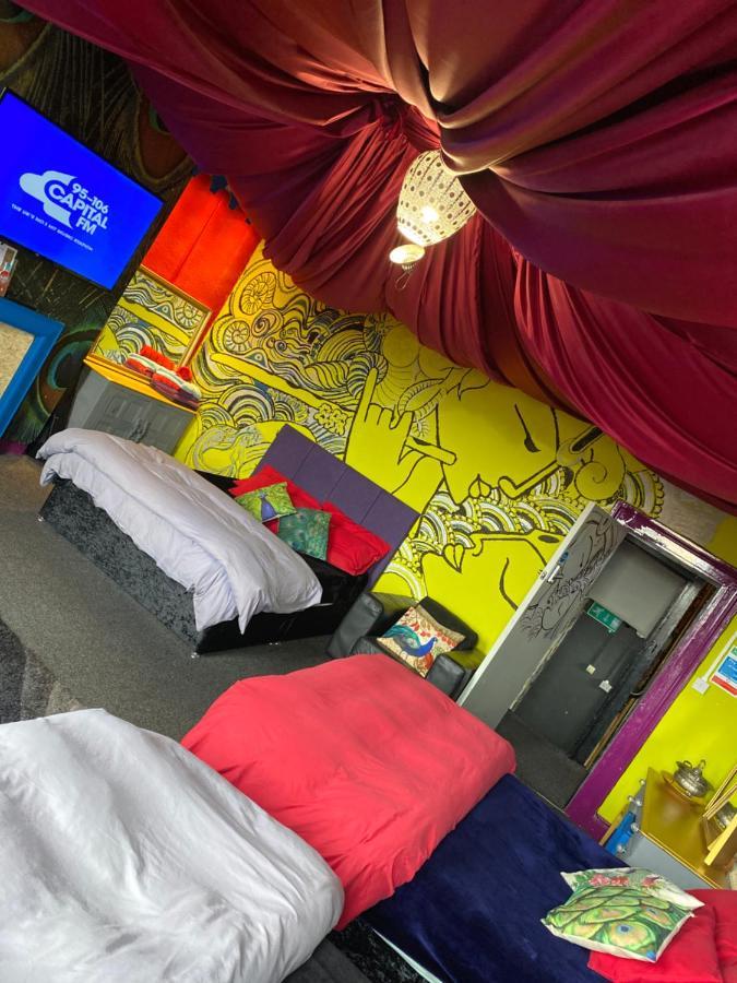 Отель Liverpool Party Pad Экстерьер фото